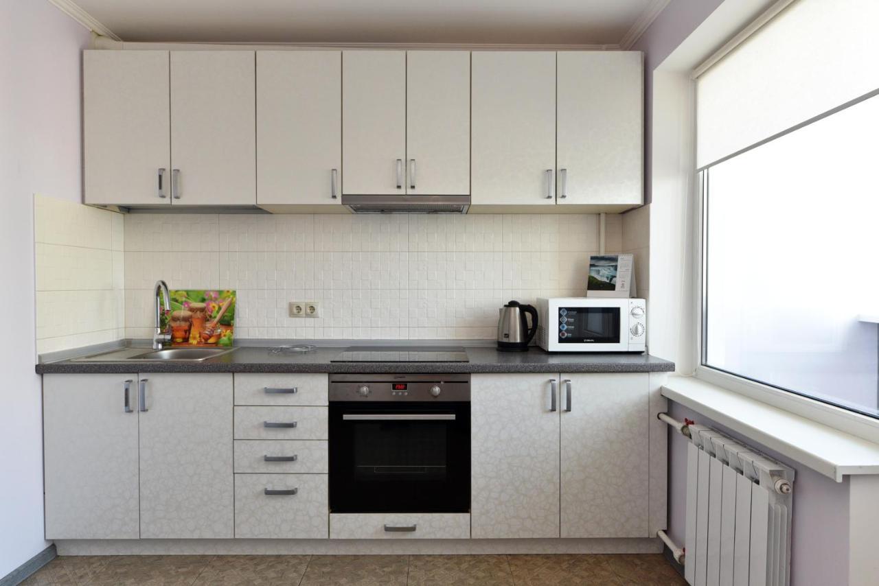 Apartament On Vasylia Lypkivskoho 24 Kyiv Exterior foto