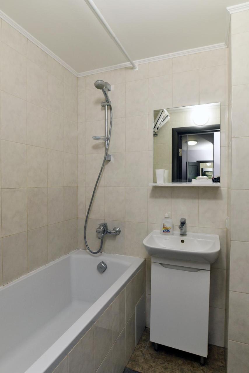 Apartament On Vasylia Lypkivskoho 24 Kyiv Exterior foto