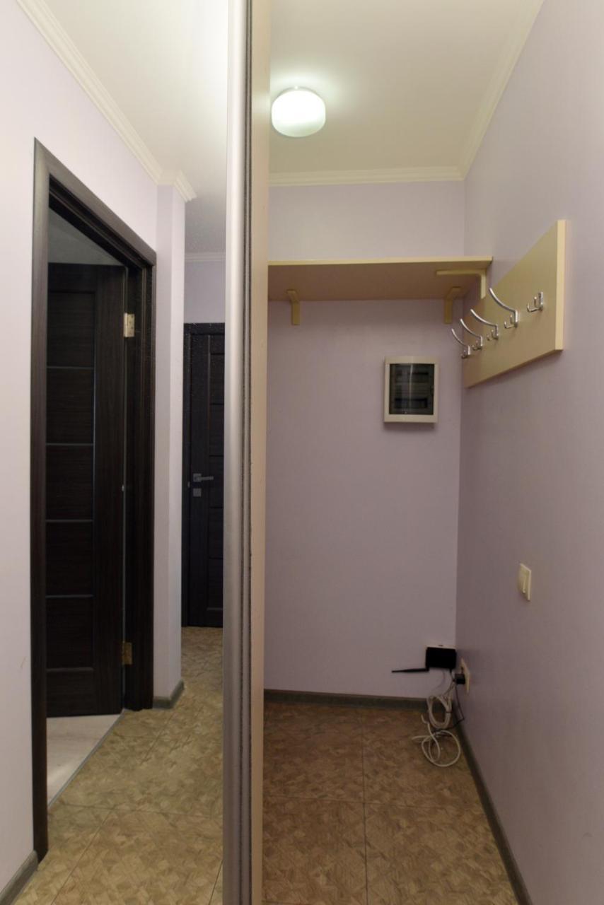 Apartament On Vasylia Lypkivskoho 24 Kyiv Exterior foto